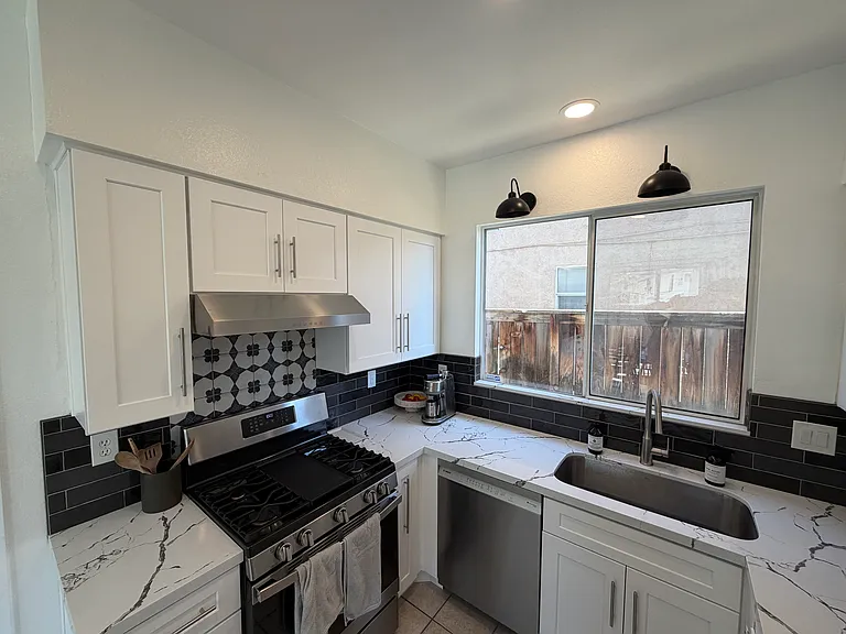 39574 April Dr — Photo 5