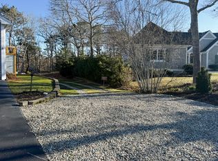 91 Bayshore Dr, Mashpee, MA 02649