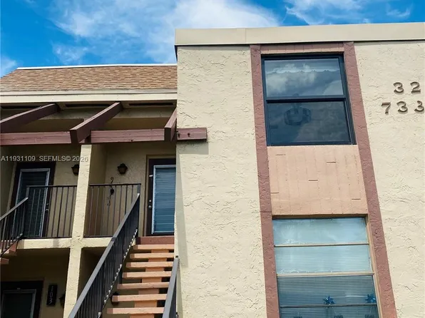 7331 NW 18th St APT 204, Pompano Beach, FL 33063
