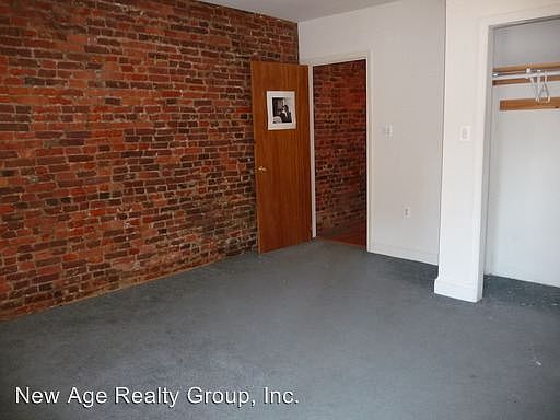 2nd image of 524 N 31st St