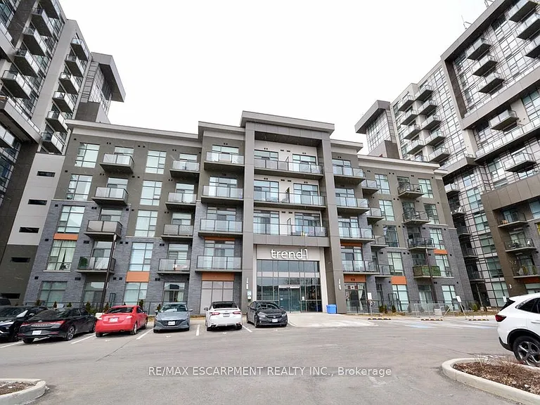 450 Dundas St E #404 — Photo 1