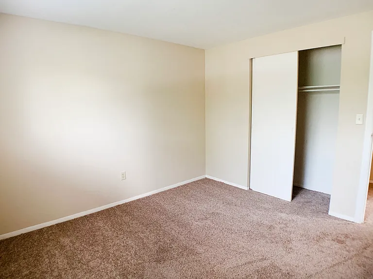 Barkley Ridge Apartments — Photo 48