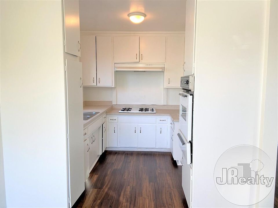 1st image of 2109 W 157th St #7