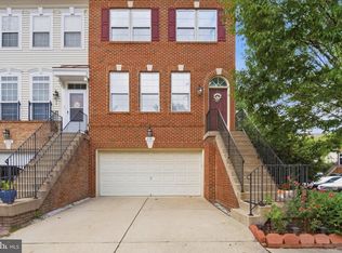 8561 Wyngate Manor Ct, Alexandria, VA 22309