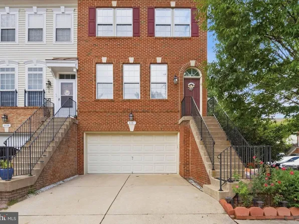 8561 Wyngate Manor Ct, Alexandria, VA 22309