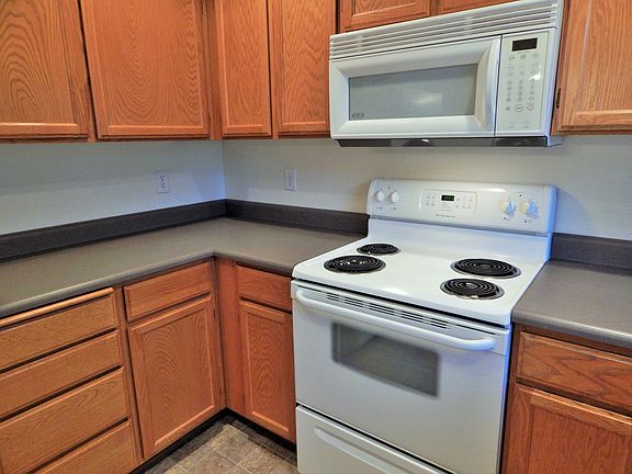 5th image of 903 Narregan St