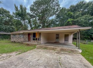 205 Elizabeth Ave, Petal, MS 39465