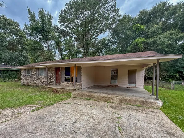 205 Elizabeth Ave, Petal, MS 39465