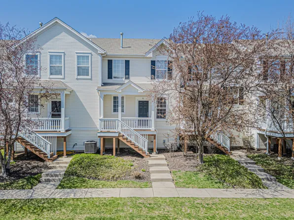 1514 Grand Dr Unit 4, Dekalb, IL 60115