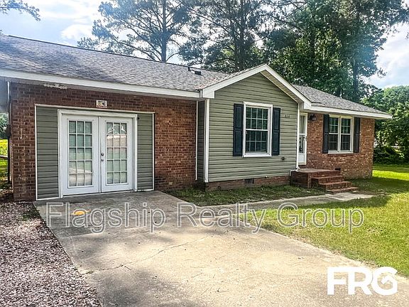 5th image of 466 Circle Dr