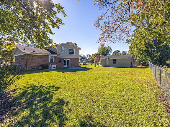 5th image of 1841 Brierwood Road