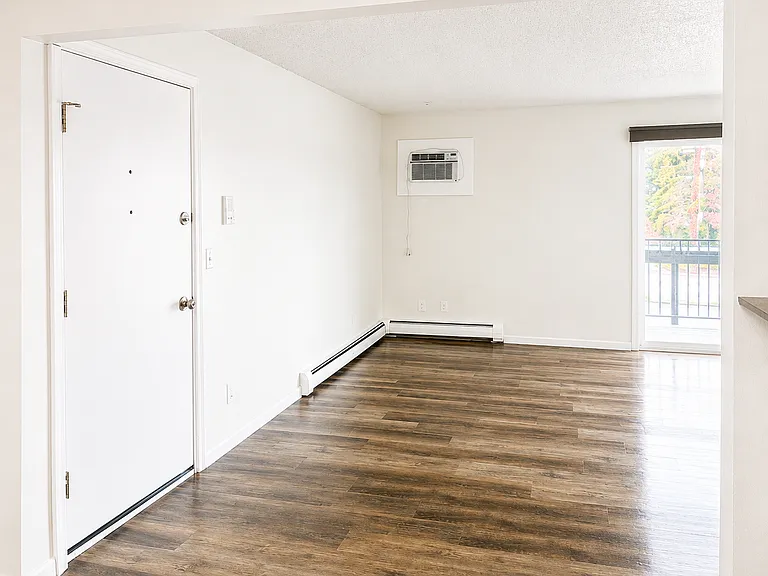 1624 Cannon St #30 — Photo 3