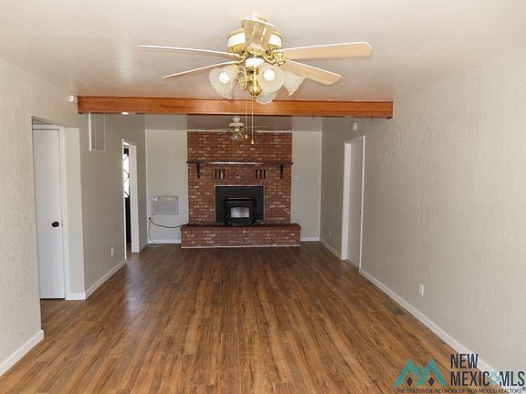 2nd image of 808 Jackson Ave