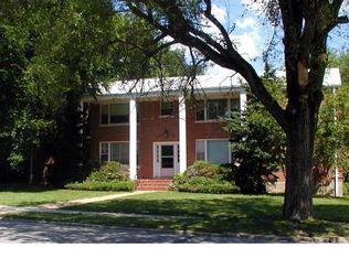 914 W 10th St, Rolla, MO 65401