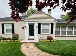 811 Victoria Pl, Saint Louis, MO