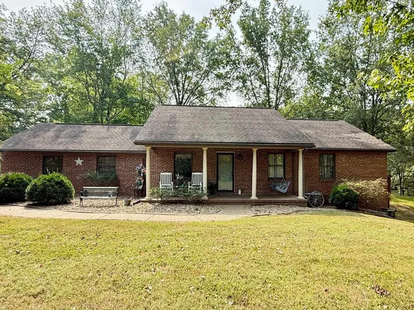 1711 Houston Rd, Boonville, IN 47601