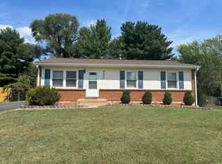 3337 Meadowrun Dr NE, Roanoke, VA 24012