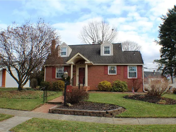 2724 Elm Ct, Allentown, PA 18104