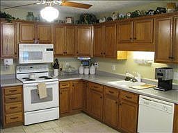 1st image of 744 Williamsburg Dr