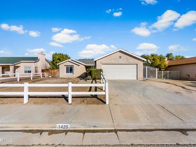 1425 Bradford Ave, Rosamond, CA, 93560