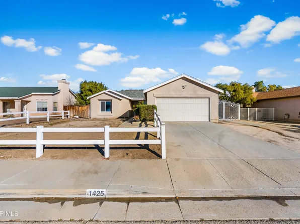 1425 Bradford Ave, Rosamond, CA 93560