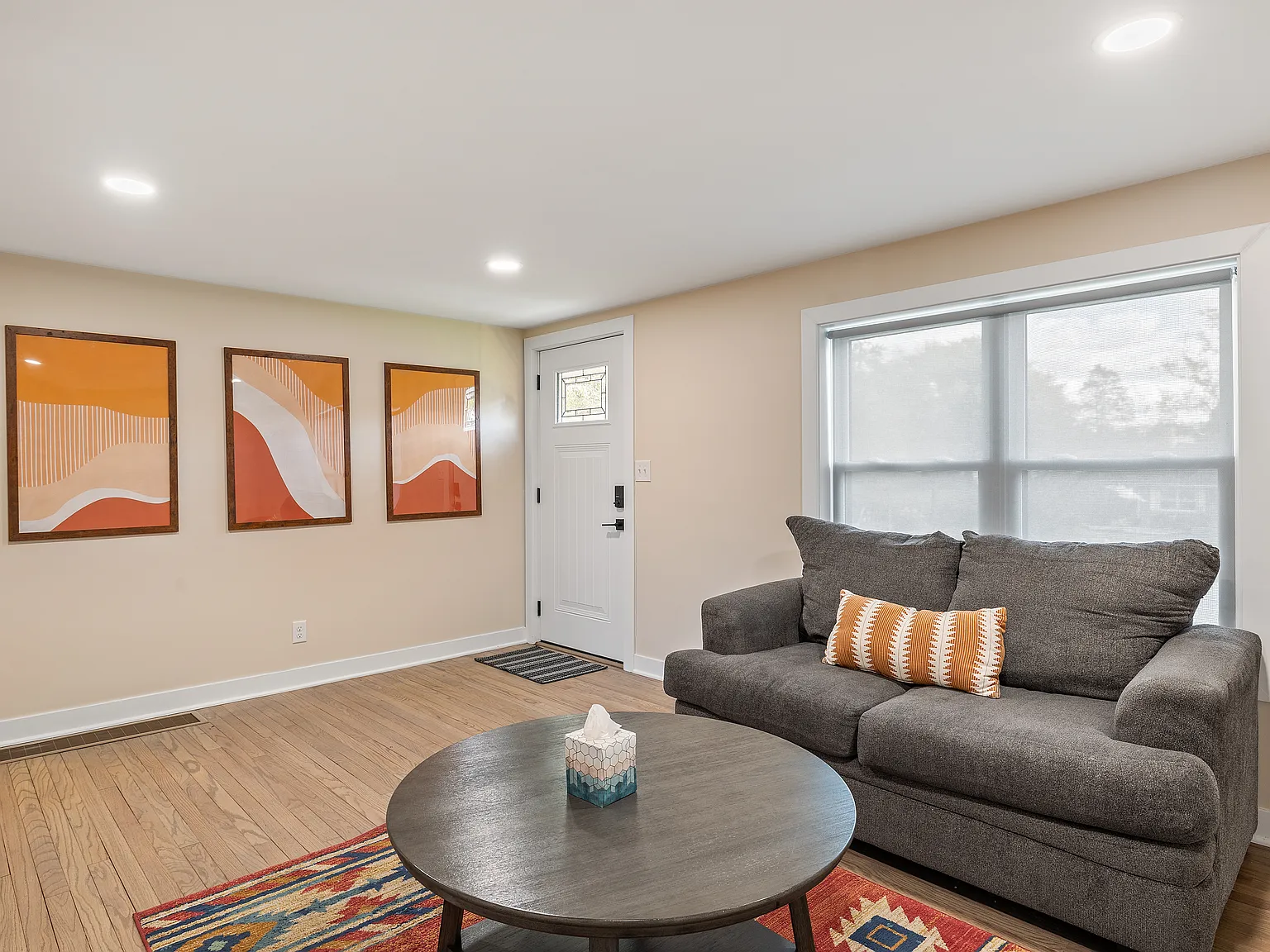 3 bed, $4,650 — Photo 4