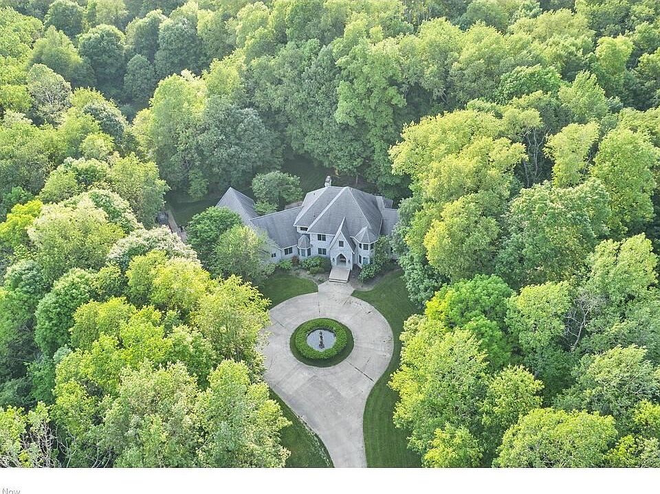 1st image of 270 Valentine Farms Dr