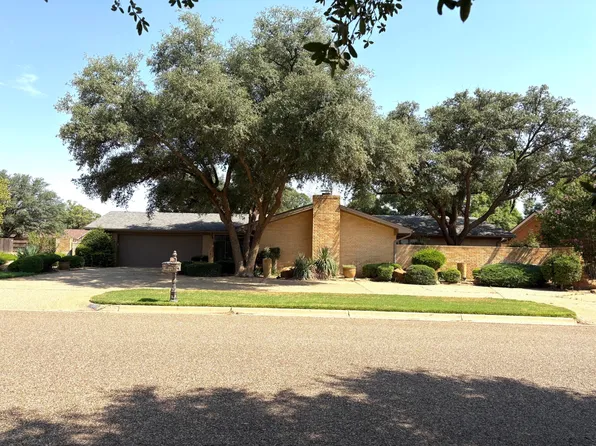 1701 E Carter Dr, Brownfield, TX 79316