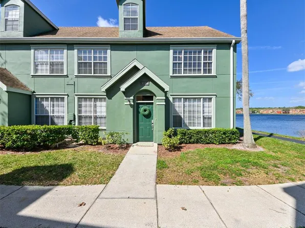 9730 Lake Chase Island Way #9730, Tampa, FL 33626