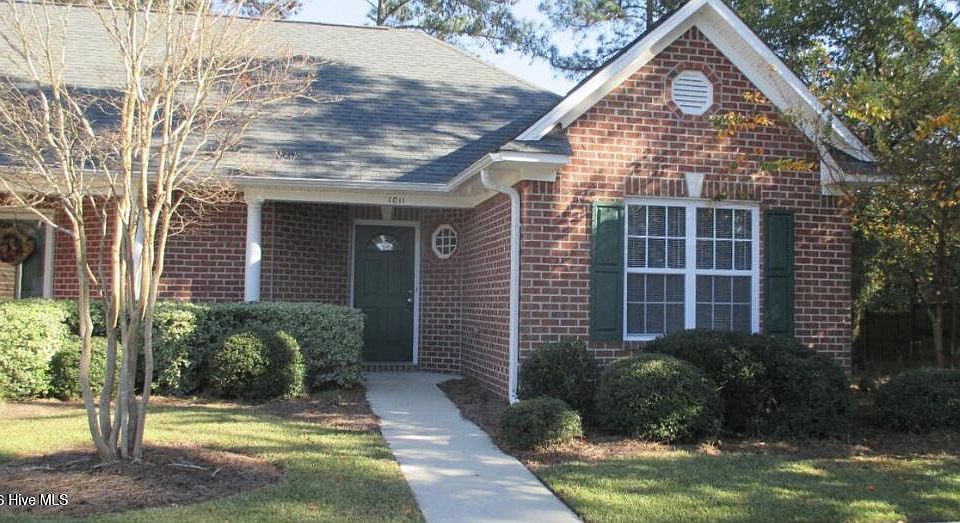 1st image of 1011 Bridgeport Way