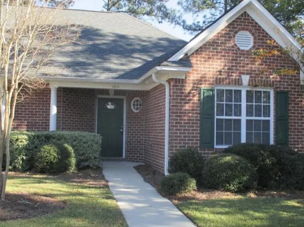1011 Bridgeport Way, Leland, NC 28451