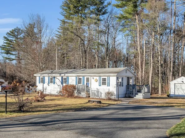 45 Campbell St, Salem, NH 03079