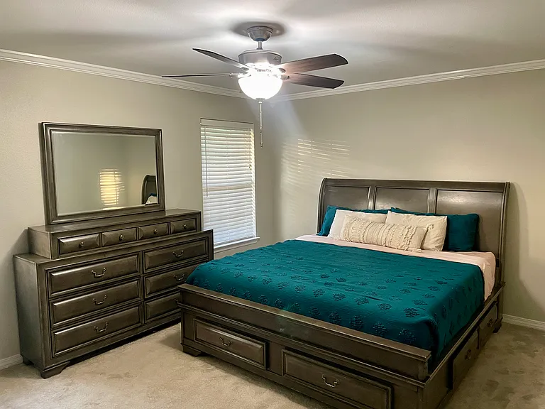 3918 Holleyberry Ln — Photo 12