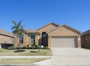 817 Wilmott Ter, Justin, TX 76247