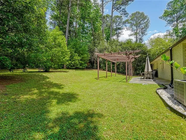 3076 McCully Dr — Photo 22