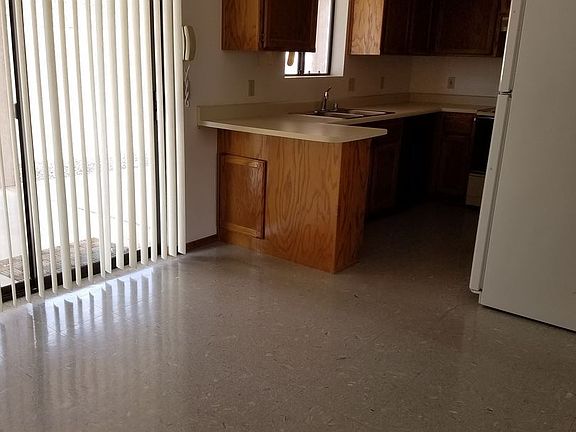 5th image of 2251 Clarke Dr