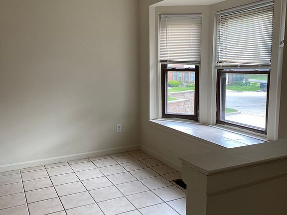 3rd image of 3015 Debra Ct #1