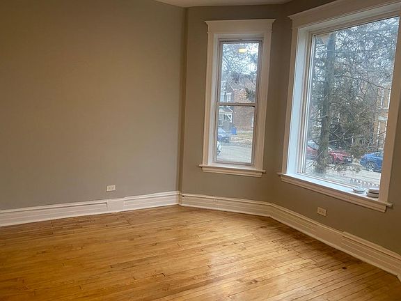 4th image of 1309 S Komensky Ave #1