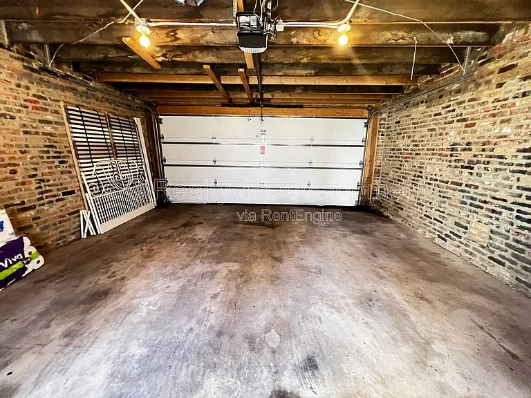1439 N Artesian Ave #1 — Photo 28
