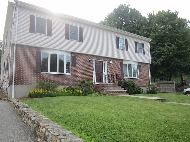 14 Grove St #A