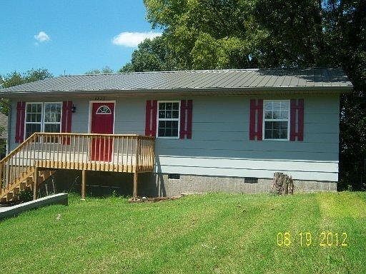 2nd image of 4225 Skyline Dr