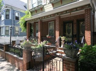 100 Willow Ave, Somerville, MA 02144