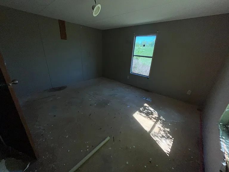 195 NE Coachlight Dr — Photo 17