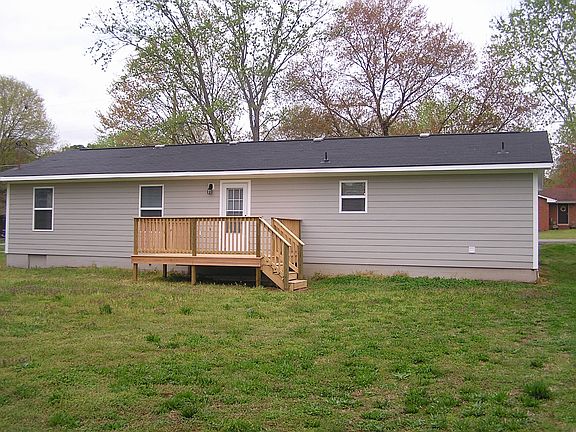 3rd image of 42 Burnt Hickory Dr