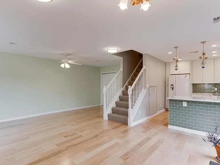6016 Sunset Ridge Ct — Photo 3