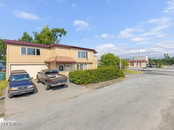 1603 W 33rd Ave, Anchorage, AK 99517