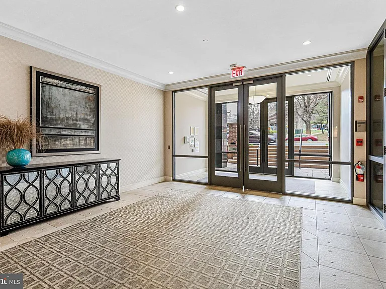 2451 Midtown Ave #1007 — Photo 38