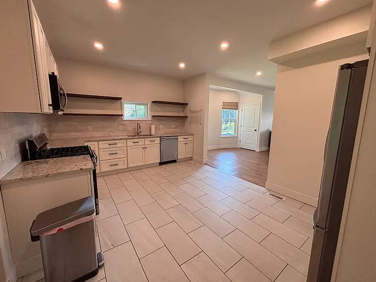 3628 Idlewild Ave — Photo 8