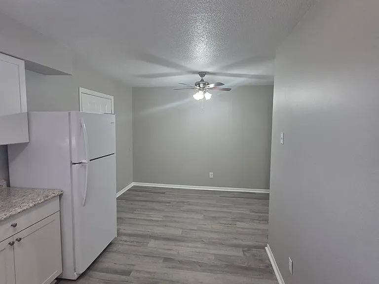 3603 Kelly Cir #C — Photo 4