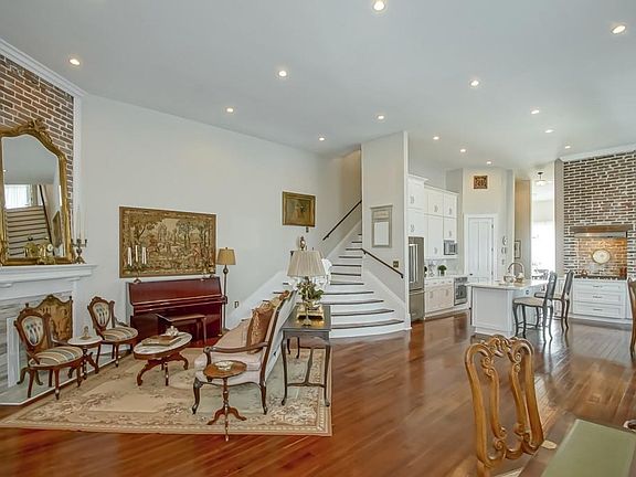 5th image of 2137 Milan St Unit 2137
